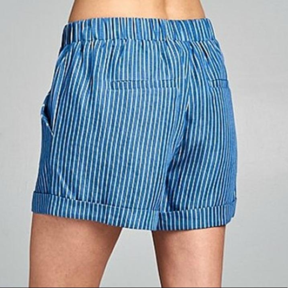 Ellison Striped Shorts - Picture 4 of 7